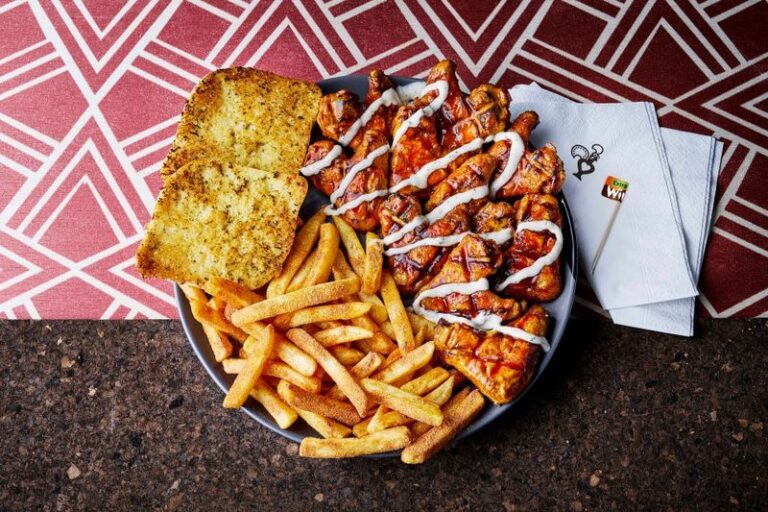 9 Restaurant Loyalty Programs That Are Actually Worth Joining