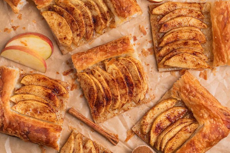Air Fryer Puff Pastry Apple Tart