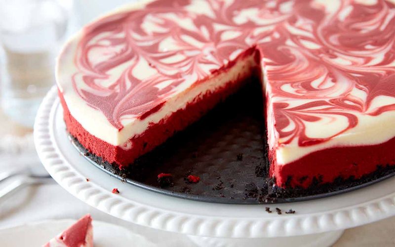Red Velvet Cheesecake