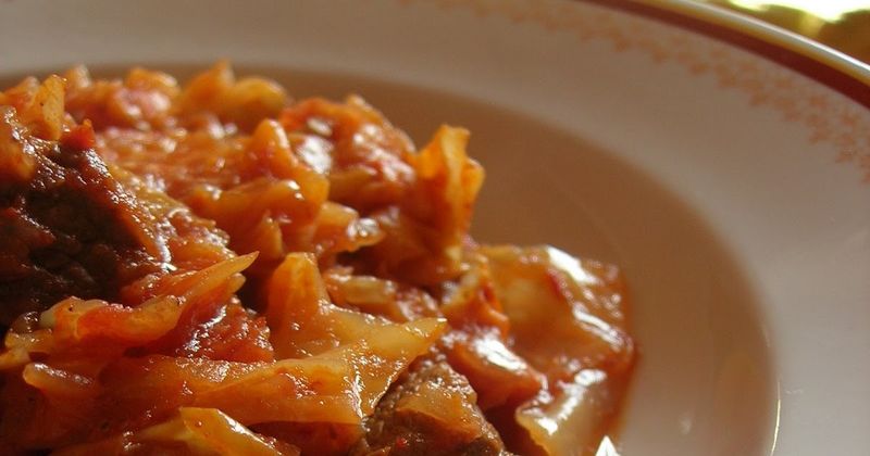 Kapuska - Turkish Cabbage And Beef Stew