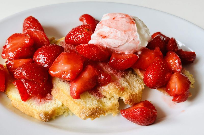 Strawberry Fool With Shortbread