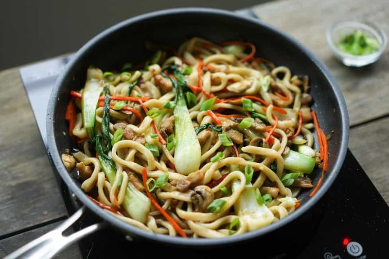 Quick Yaki Udon Stir-Fry