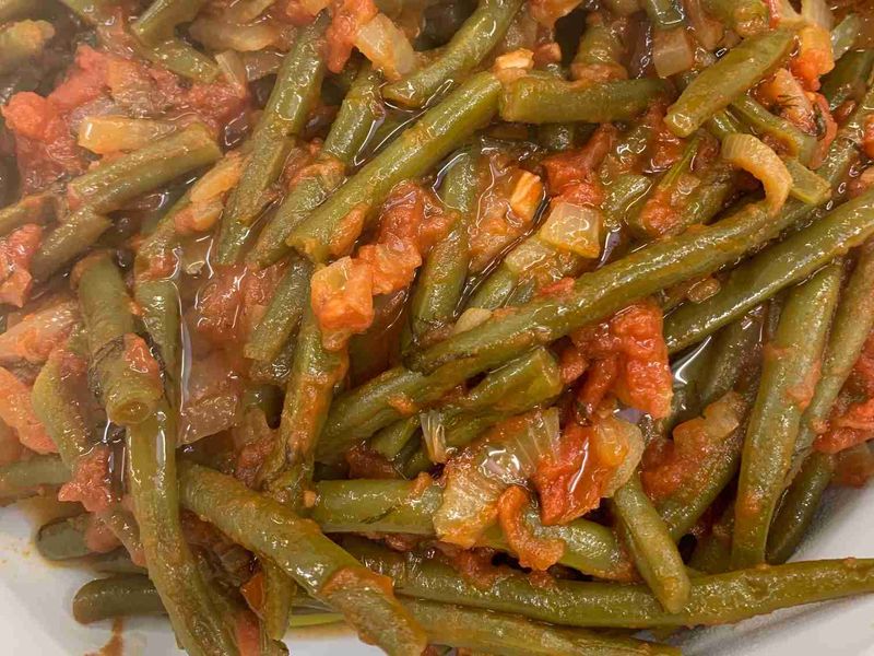 Fasolakia (Green Beans In Tomato Sauce)