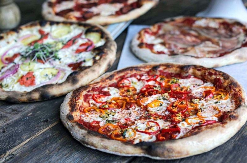 Artisan And Gourmet Pizzas Made A Comeback