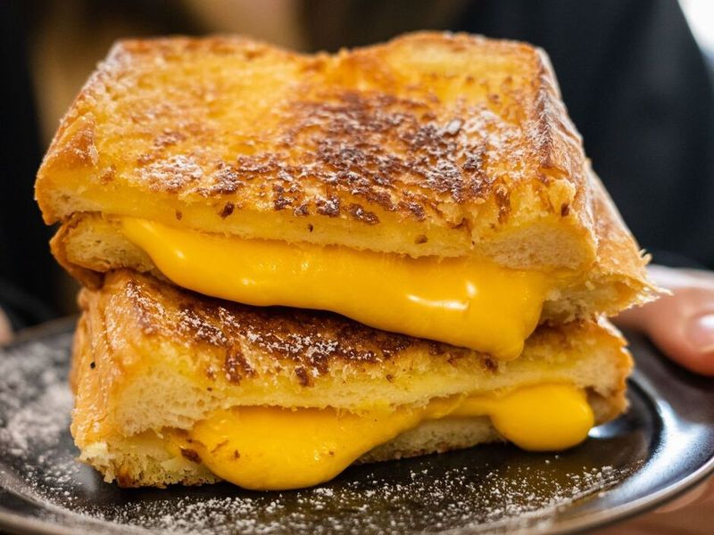 The Best British Cheese For Grilled Sandwiches