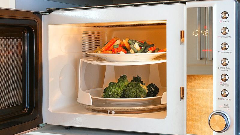 Make Friends With Your Microwave