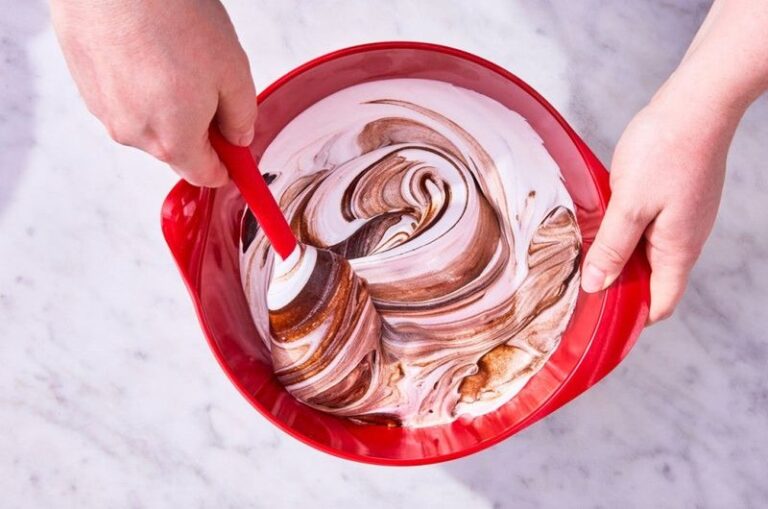 15 Top Baking Tips For Perfect Cakes Every Time