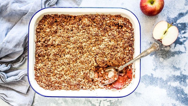 Apple Crumble With Oat Topping