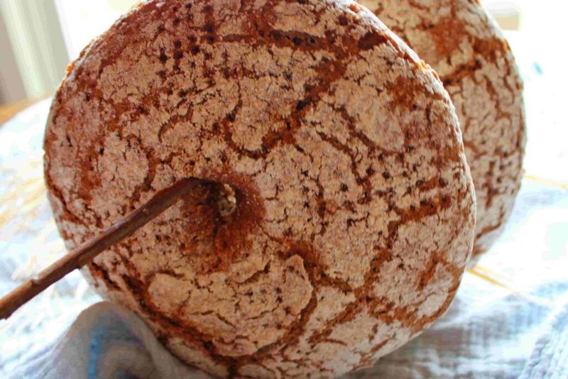 Finnish Rye Bread (Ruisleipä)