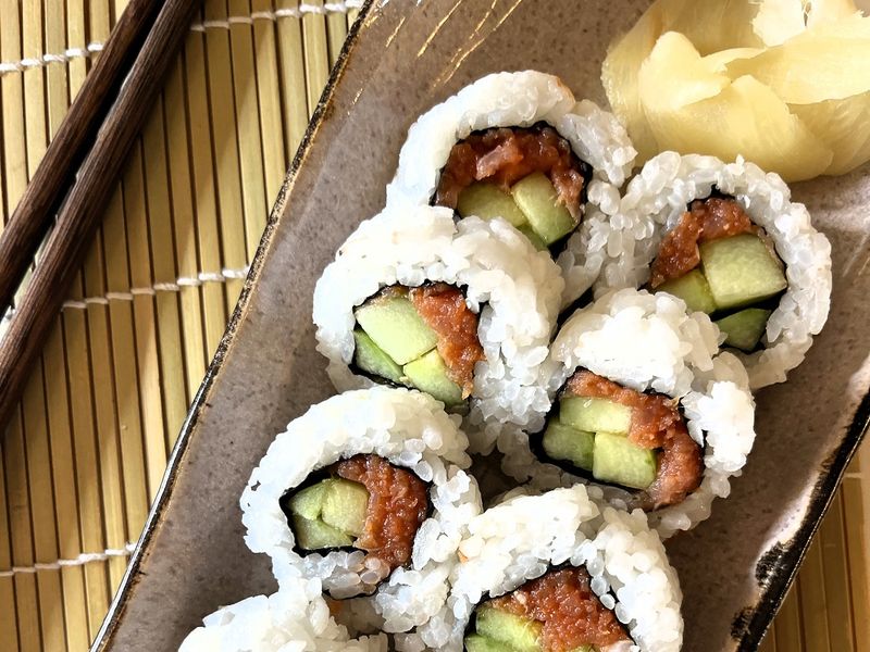 Spicy Salmon Sushi Rolls