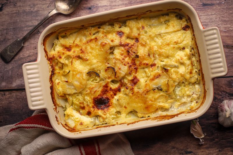 Cheesy Potato And Leek Gratin
