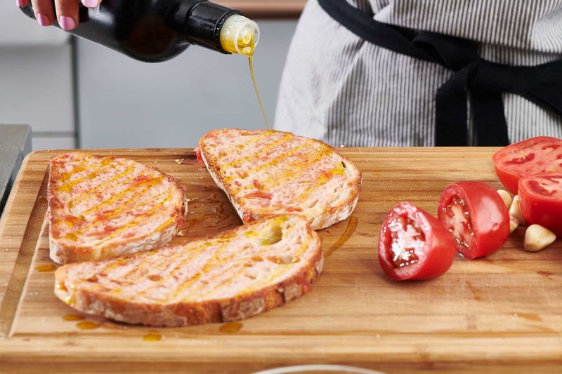 Spanish Pan Tumaca