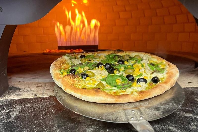 Fireaway Pizza