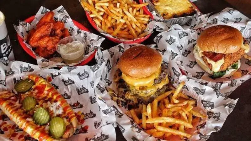 Southeast Stunner - 7Bone Burger Co (Multiple locations)