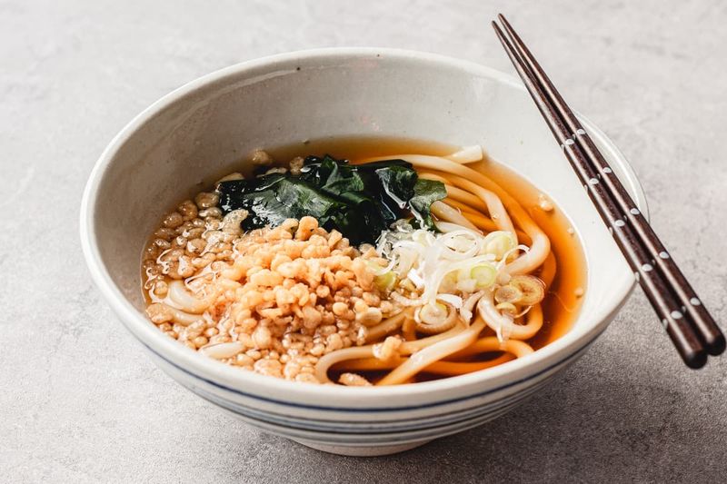 Tanuki Udon With Crispy Toppings