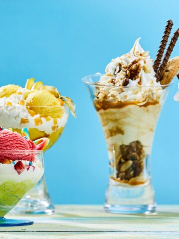 11 Simple Changes To Improve An Ice Cream Sundae (Featured Image)