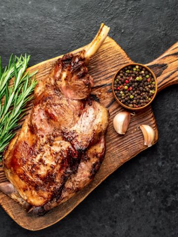 15 Useful Tips For Cooking Juicy Lamb (Featured Image)
