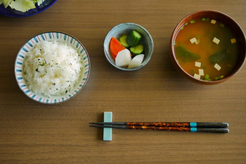 Utilise Chopstick Rests Properly