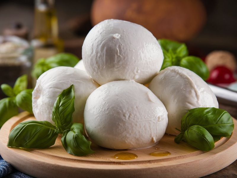 Mozzarella: Light And Lovely