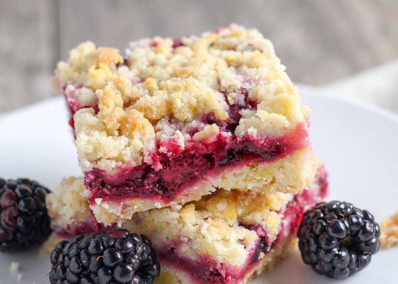Fruit Slices With Crumble Topping