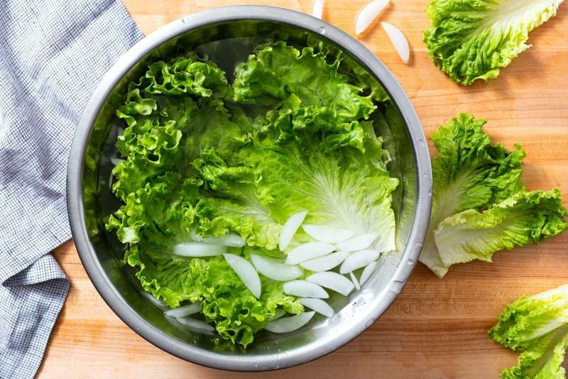 Revive Wilted Veg In Ice Water