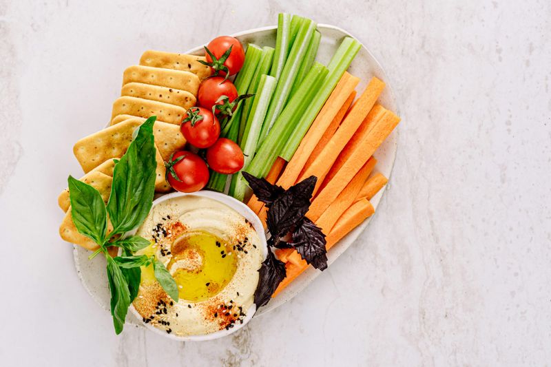 Veggie Sticks With Hummus