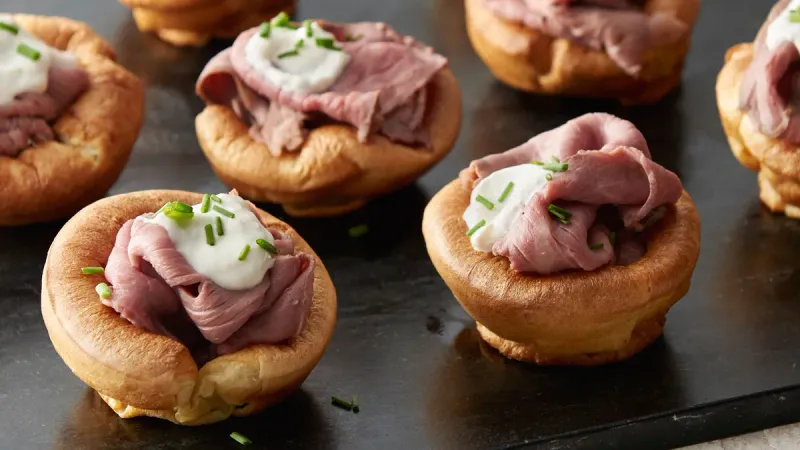 Mini Yorkshire Puddings With Roast Beef