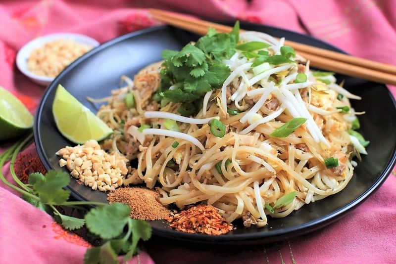 Pad Thai (Thailand)
