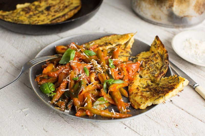 Ragú Of Green Beans With Farinata