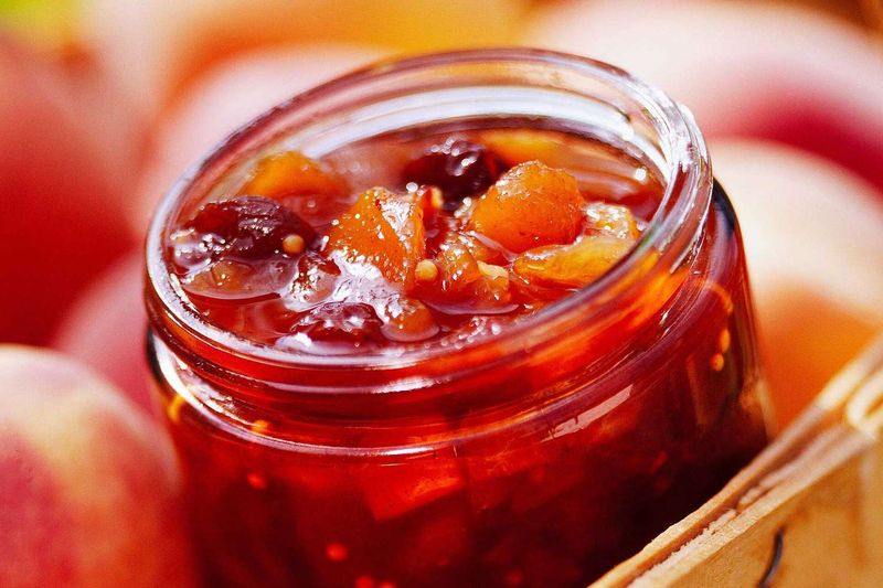 Spicy Peach Chutney