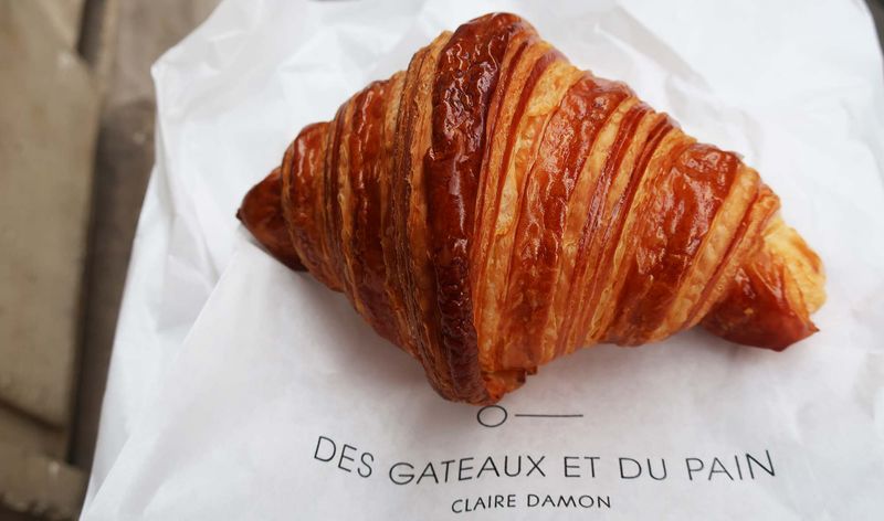 Des Gâteaux Et Du Pain