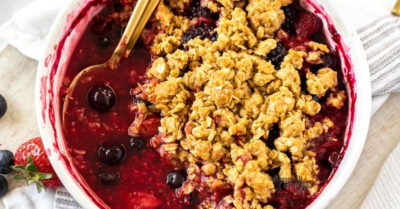 Frozen Fruit Crumble