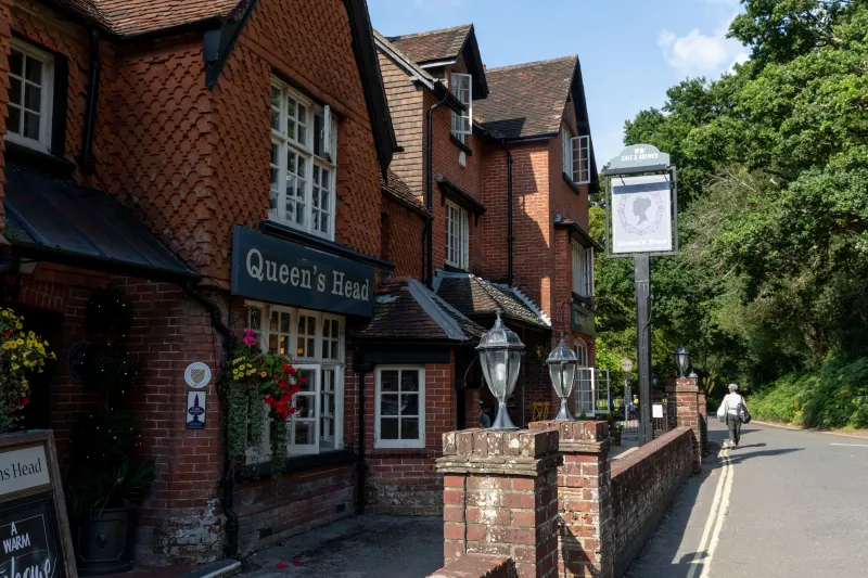 The Queen's Head, Burley