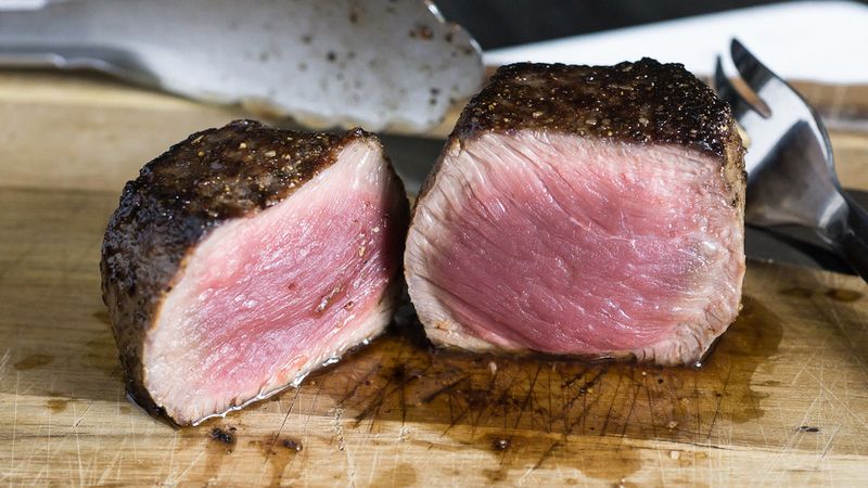Cutting Into Venison Immediately After Cooking