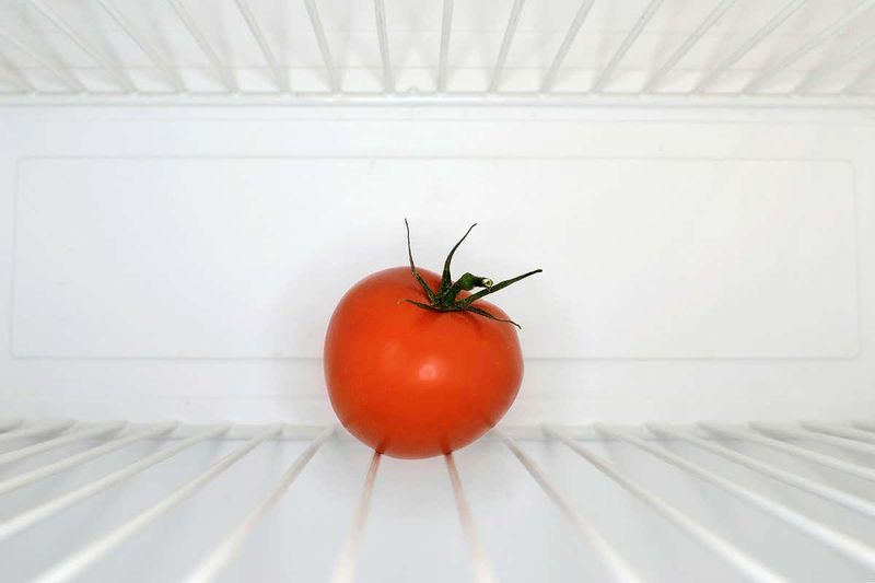 Keeping Tomatoes In The Fridge