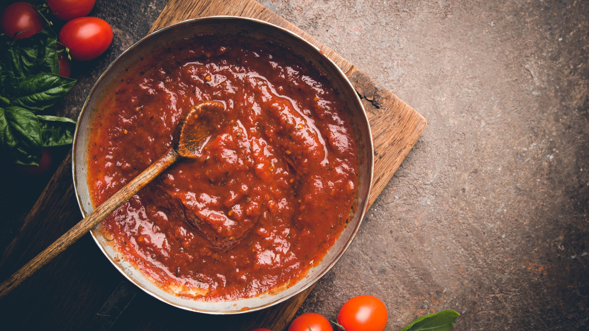 10 Delicious Homemade Sauces To Put On Everything