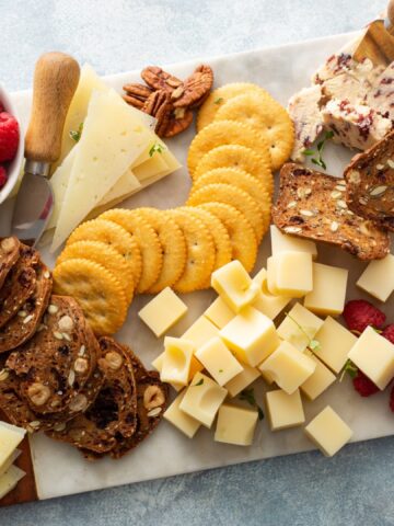 10 Easy Snack Ideas To Share With Guests And Family