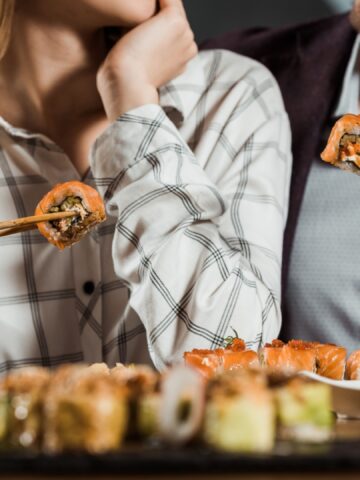 11 Foods You Should Eat On A Date