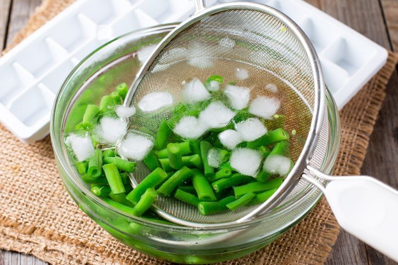 Refresh Overcooked Veggies In Ice Water