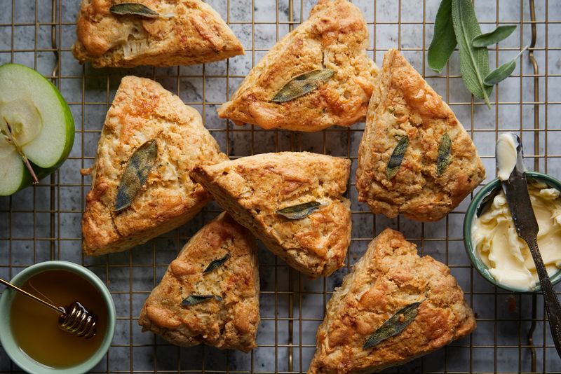 Apple And Cheddar Scones