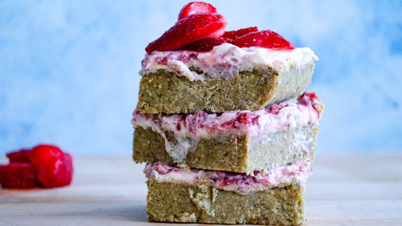 Berry Yogurt Protein Bars