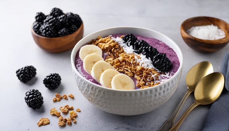 Blackberry Smoothie Bowl