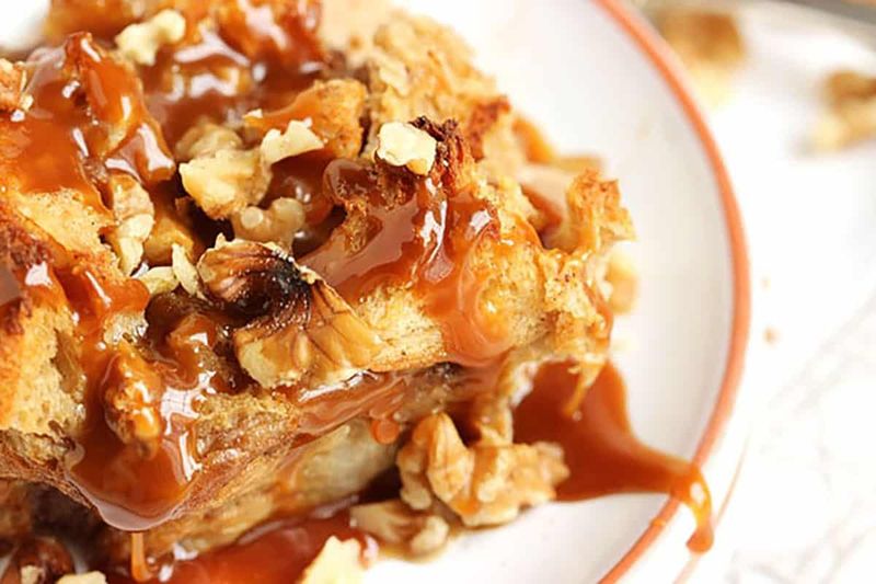 Warm Apple And Cinnamon Bread Pudding