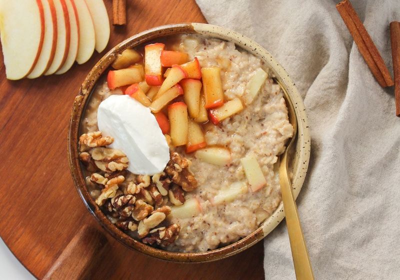 Cinnamon Oat Porridge