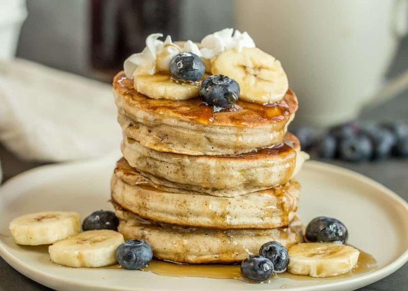 Fluffy Banana Pancakes
