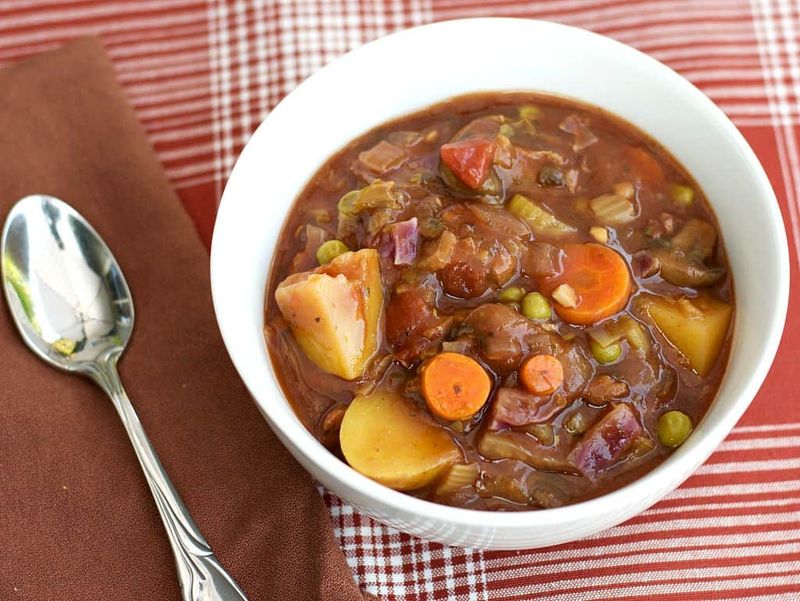 Eloise - Vegetable Stew With Fresh Bread