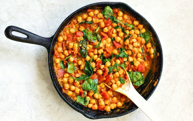Soy-Free Chickpea And Spinach Curry