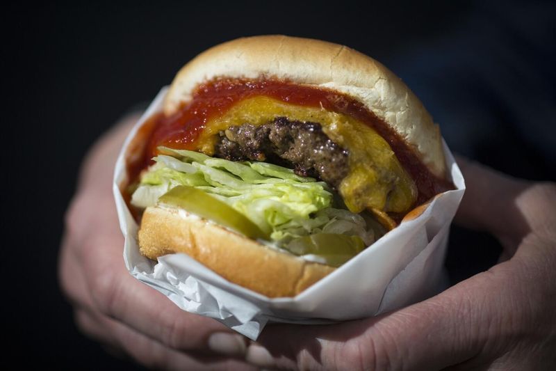 Hickoryburger At The Apple Pan, Los Angeles