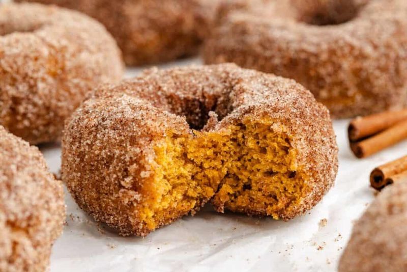 Pumpkin Spice Donuts