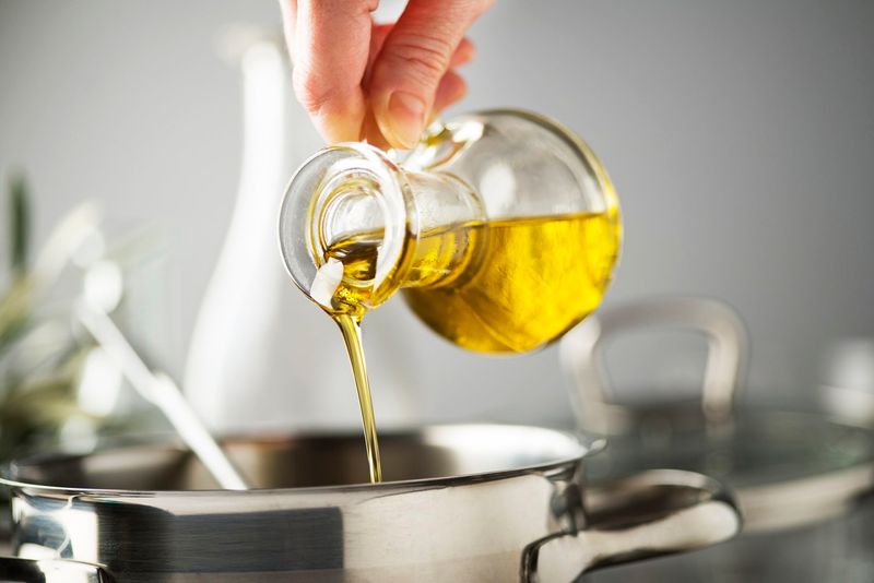 Top Dietitian-Approved Cooking Oils For Your Healthy Kitchen